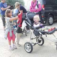 Familienfreizeit-1080727.jpg