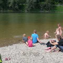 Familienfreizeit-1080884.jpg