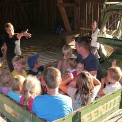 Familienfreizeit-1080993.jpg