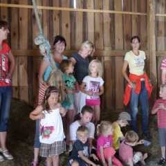 Familienfreizeit-1090029.jpg